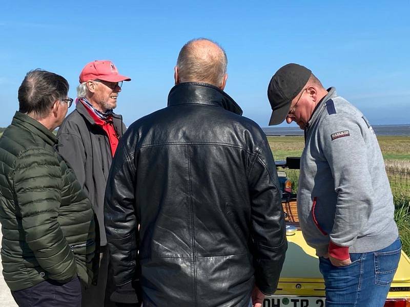 B-0970-43c16069-d8d0-400c-b659-228d747dc562