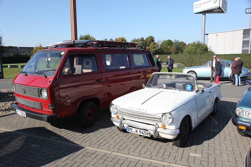 2021_oktober_erstes-klassiker-und-kaffee-oldtimer-und-youngtimer-treffen-in-grossburgwedel_fotos-www-ritterimages-com_0055